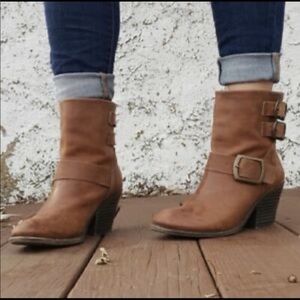 Lucky Brand Brown Leather Tommie Heeled Booties